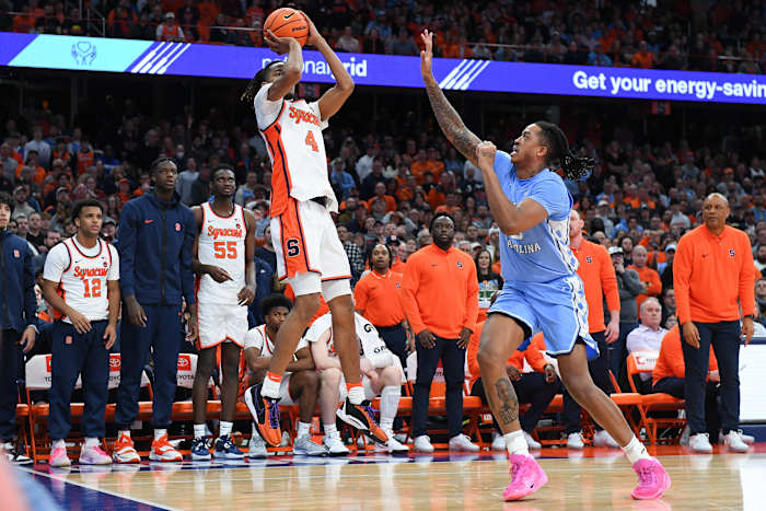 UNC basketball versus Syracuse